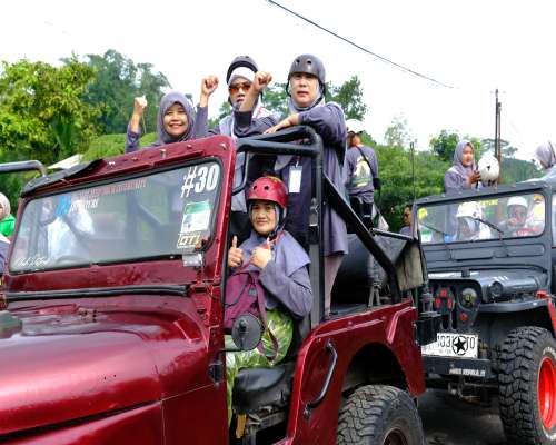 Dokumentasi Kegiatan Wisata Edukasi Guru Merapi Jeep Tour – 