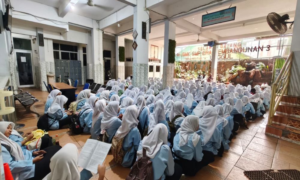 INFORMASI KEGIATAN PEMBIASAAN 📌  EDUKASI KHUSUS SISWI (KEPUTRIAN) KELAS IX SMP DAN KELAS XII SMK SEMESTER 1 — TAHUN PELAJARAN 2026/2027 SMK–SMP ERA PEMBANGUNAN III📌 - Foto 4