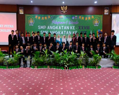 Dokumentasi Kegiatan Wisuda Kelas XII TKJ SMK & SMP Era Pemb